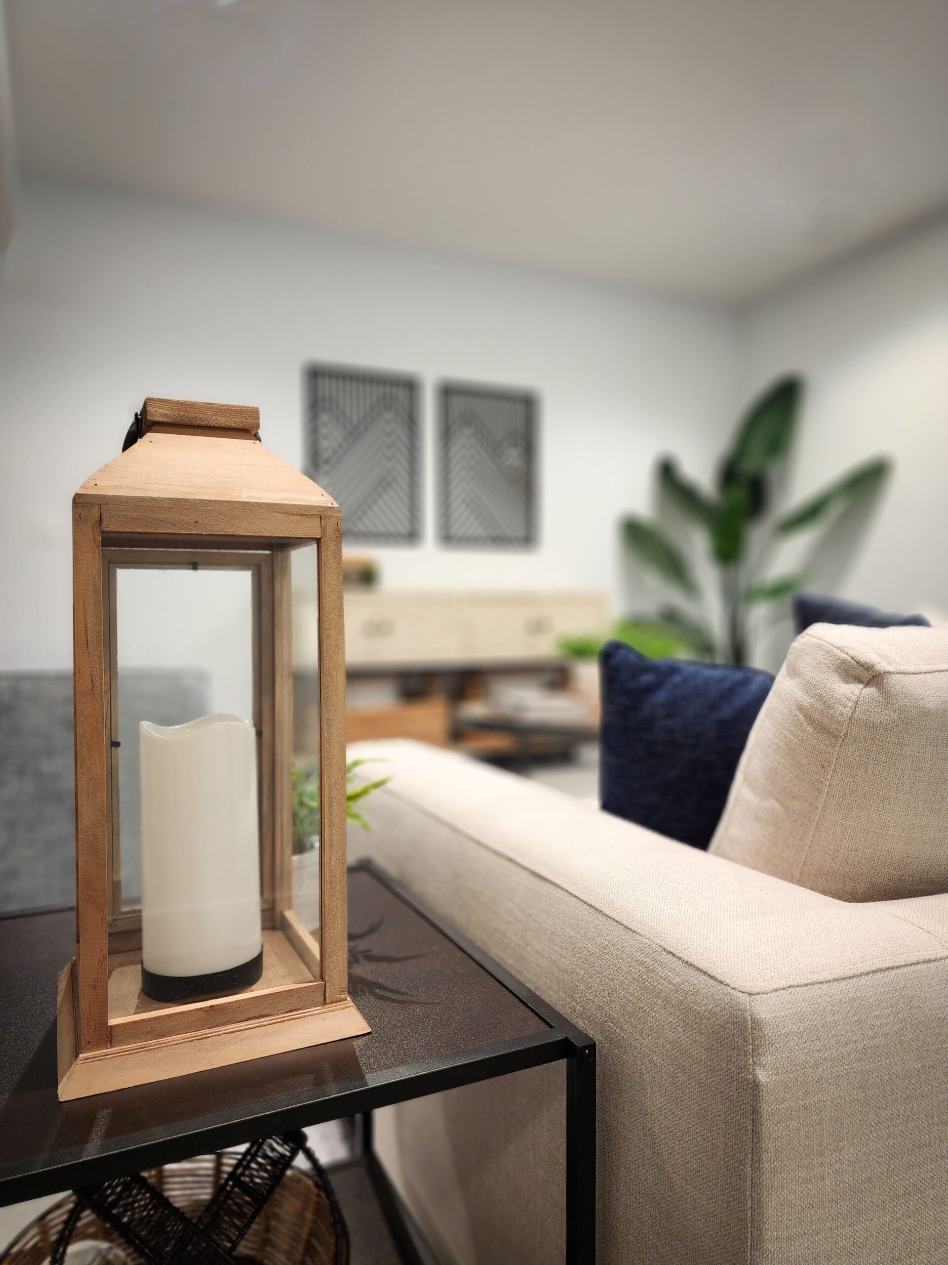 Des Moines, IA – Are Home Staging Services Key to Faster Condo Sales Today?