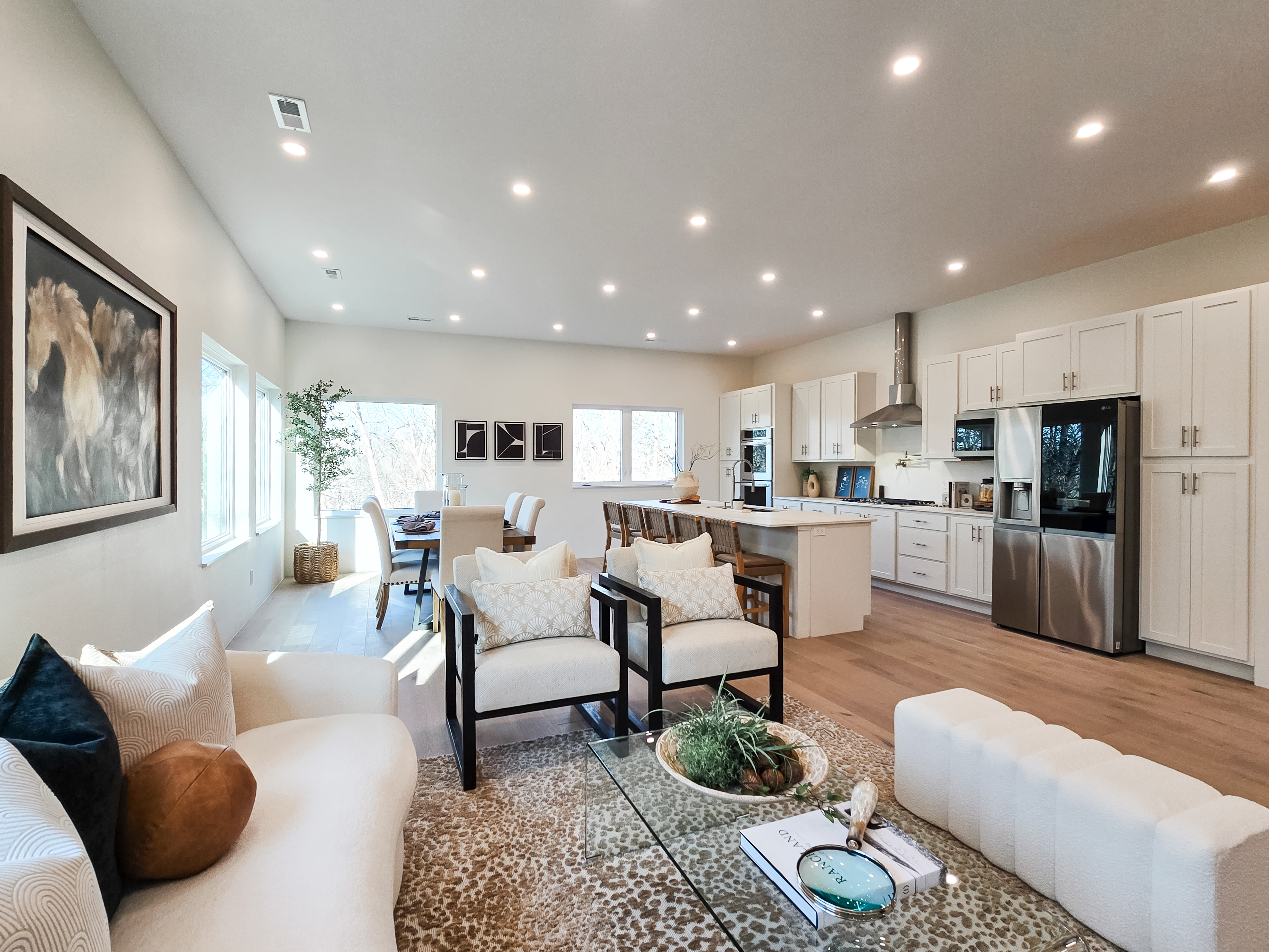 Ames, IA - What Small Space Staging Solutions Make Cramped Condos Feel Bigger?